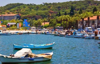 Tatil dönemi başlıyor: Yazlık konut fiyatlarında zirve Çanakkale’nin