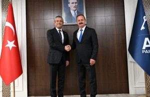 Anayasa tartışmaları siyasetin gündeminde: Ağıralioğlu ve Özel’den açıklamalar.