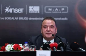 Antalya Büyükşehir Belediye Başkanı Muhittin Böcek de gözaltına alındı