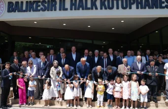 Üreten kütüphane Balıkesir’de açıldı