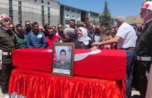 Şehit Celattin Uyanık, Bitlis’te son yolculuğuna uğurlandı