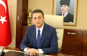 Rizeli Vali ailesi ile kaza geçirdi