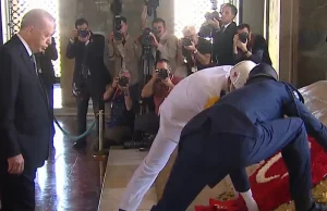 Cumhurbaşkanı Erdoğan ve devlet erkanı 30 Ağustos törenlerinde Anıtkabir’de