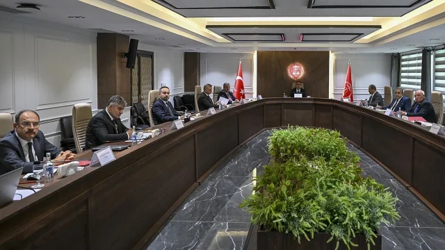 kamu-gorevlileri-heyet