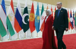 Cumhurbaşkanı Erdoğan ve eşi Emine Erdoğan Çin’de lider eşleriyle yemekte buluştu
