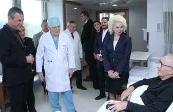 CHP lideri Özgür Özel’den Haberal’a övgü: “Türkiye’nin onurudur”