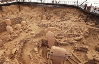 Göbeklitepe’de ziyaretçi rekoru: Günde 5 bin kişi “Tarihin Sıfır Noktası”nı görmeye geliyor