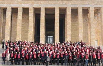 ASO ailesi 62. kuruluş yıl dönümünde Ata’nın huzurunda
